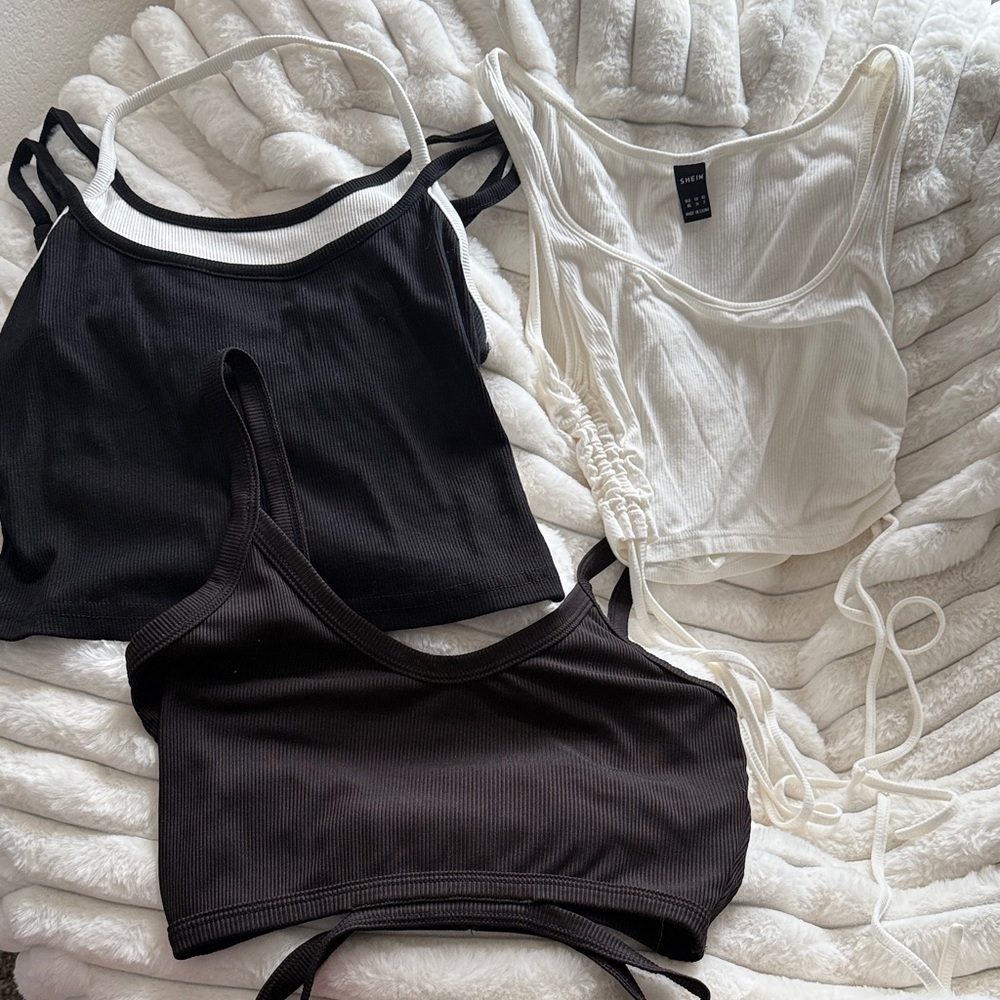 Bundle: 3 Black and White Ribbed Crop Tops - Picture 1 of 7